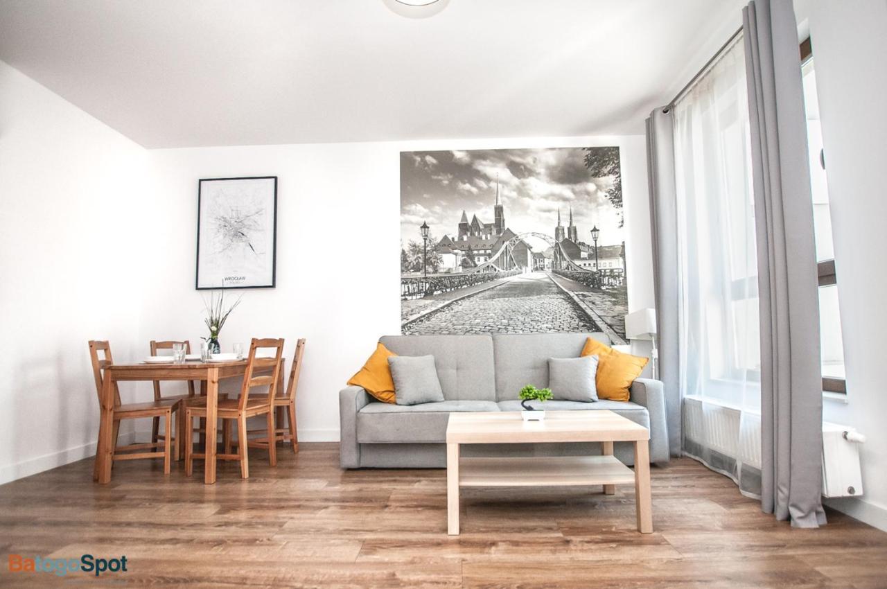 Batogospot Towers Apartment Wroclaw Ngoại thất bức ảnh